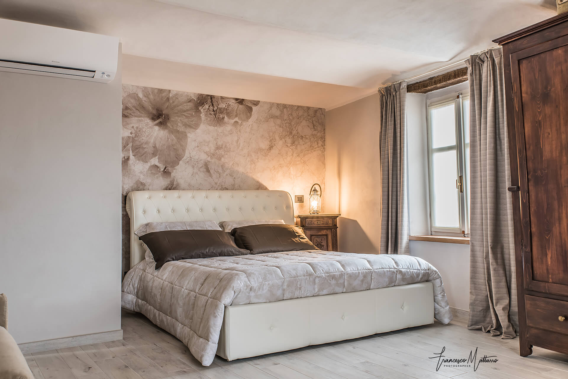 Servizi fotografici per Hotel Fotografo di Architettura di interni per agenzie immobiliari - real estate - Spa nelle Langhe e alberghi, hotel, agriturismi, la morra, Barolo, Alba, Barbaresco, relais, bed&breakfast, b&b Francesco Matturro